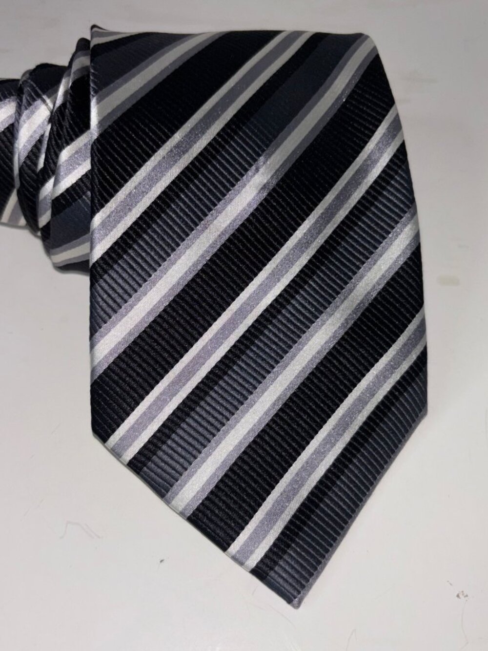 Donald J. Trump Signature Collection Silk Tie Gold Bar Black Gray White Striped